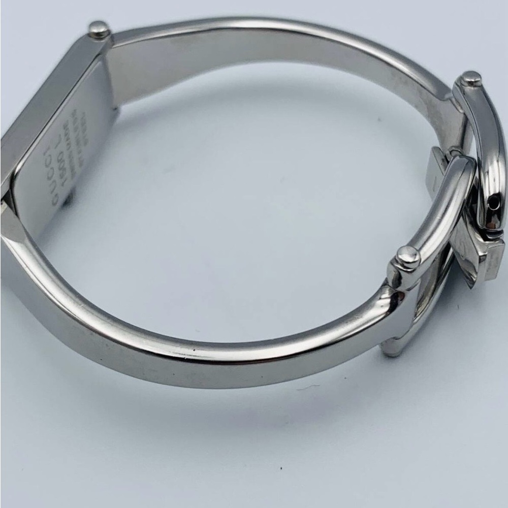 Gucci Silver Rectangular Watch - Picture 12 of 14